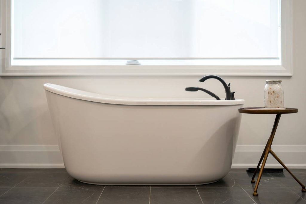 Luxury Bath Walk In Bathtubs: 7 Proven Ways to Avoid Costly Mistakes